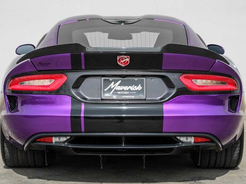 Used 2013 SRT Viper GTS w/ GTS Laguna Interior Pkg image 9