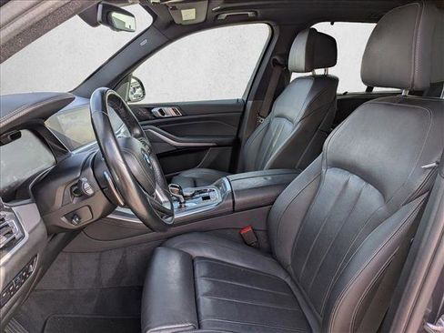 Used 2019 BMW X5 xDrive40i w/ Executive Package image 11