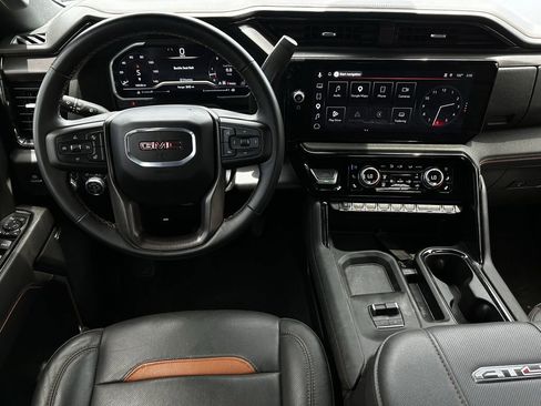 Used 2025 GMC Sierra 2500 AT4 AWD/4WD image 12