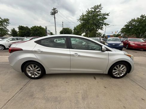 Used 2014 Hyundai Elantra SE w/ Option Group 02 image 6