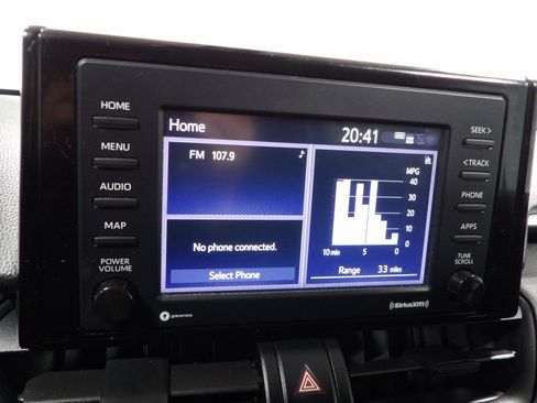 Used 2021 Toyota RAV4 LE image 18