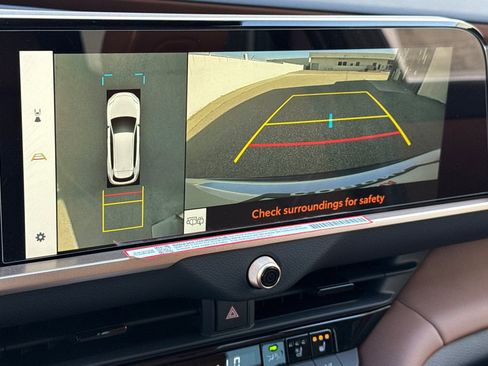 New 2026 Toyota Crown Signia Limited image 18