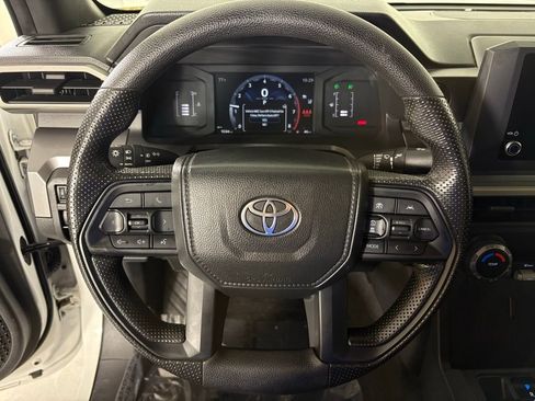 Used 2024 Toyota Tacoma SR5 RWD image 19