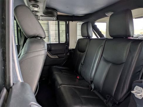 Used 2017 Jeep Wrangler Unlimited Sport w/ Quick Order Package 24S image 16