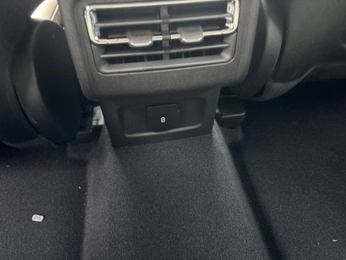 New 2026 Lincoln Corsair Premiere image 32