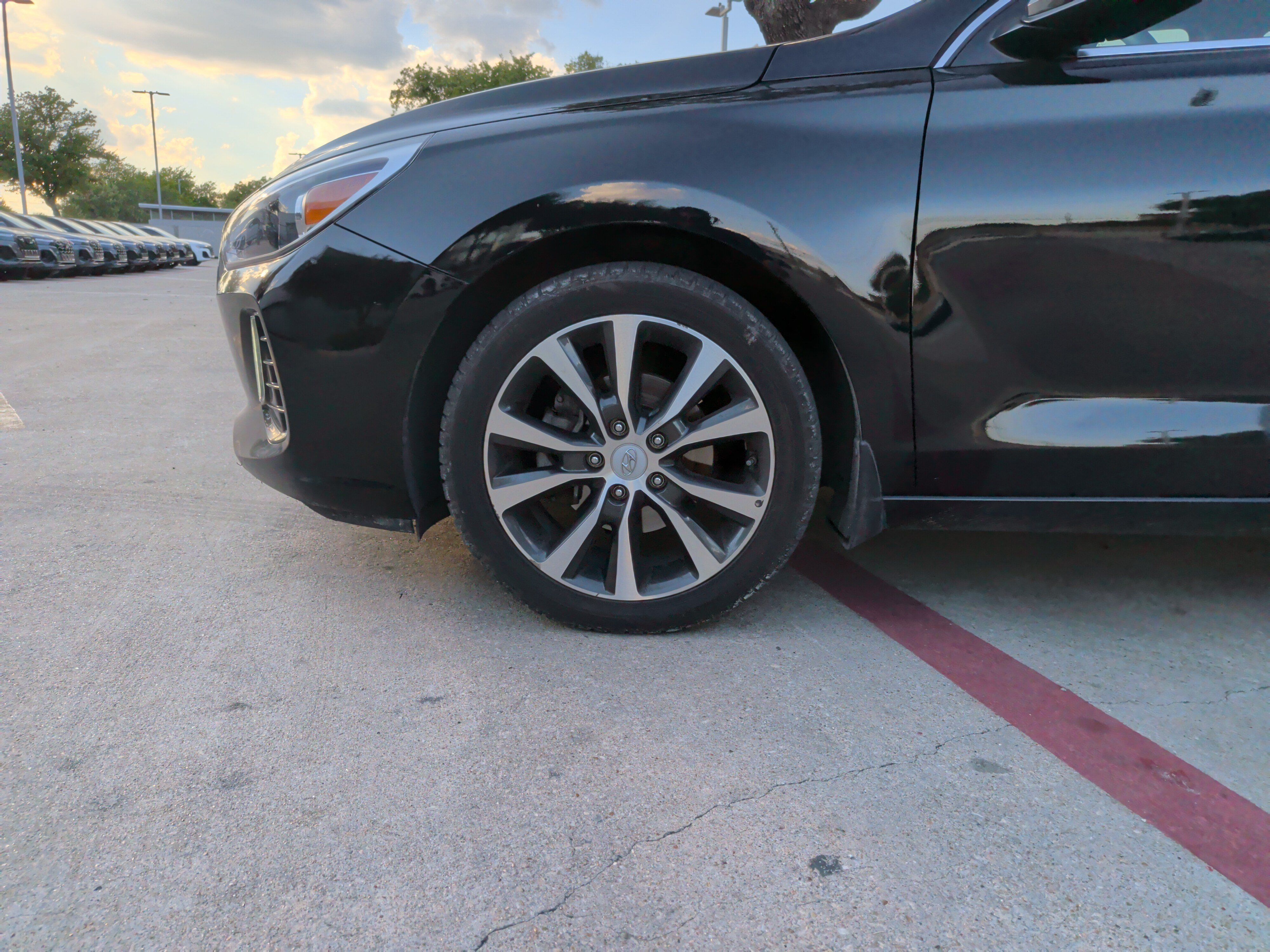 Used 2018 Hyundai Elantra GT FWD image 13