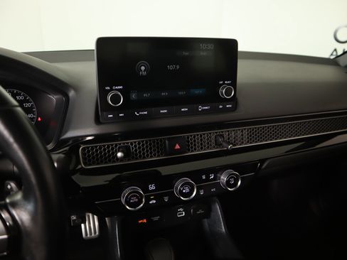 Used 2024 Honda Civic Sport image 5