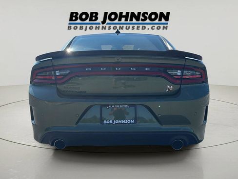 Used 2022 Dodge Charger Scat Pack w/ Plus Group RWD image 3