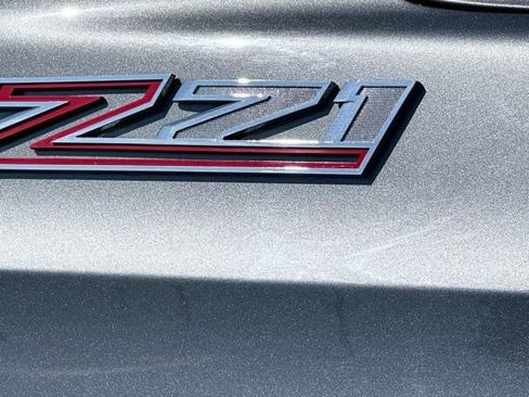 Used 2022 Chevrolet Tahoe Z71 w/ Z71 Off-Road Package AWD/4WD image 14