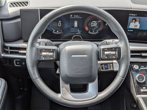 Used 2025 Hyundai Santa Fe SEL AWD/4WD image 31
