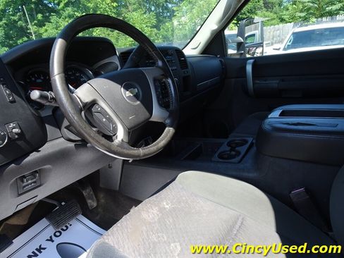 Used 2008 Chevrolet Silverado 3500 LT w/ EZ-Lift Tailgate Package AWD/4WD image 10