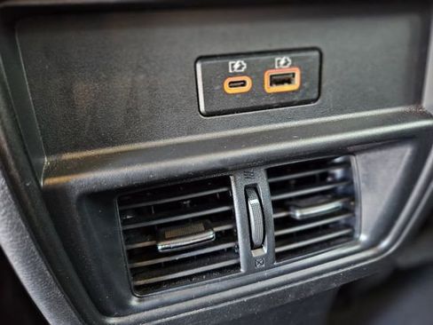 Certified 2024 Nissan Murano SV image 29