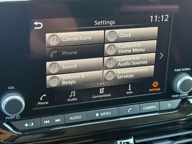 Certified 2025 Nissan Pathfinder SV FWD image 21