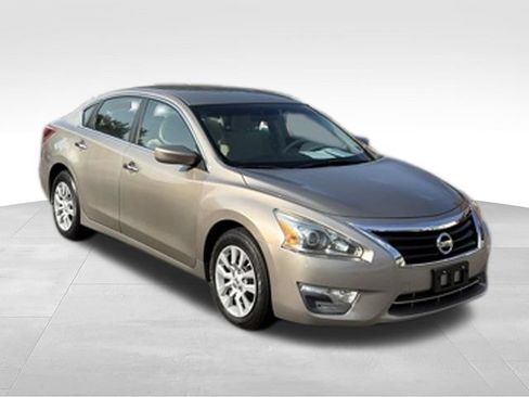 Used 2013 Nissan Altima 2.5 S FWD image 33