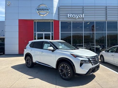 New 2026 Nissan Rogue Platinum AWD/4WD image 1