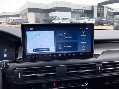 Used 2024 Lincoln Corsair FWD image 31