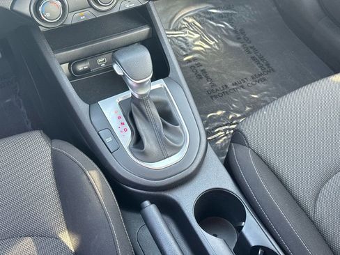 Used 2023 Kia Forte LXS image 17
