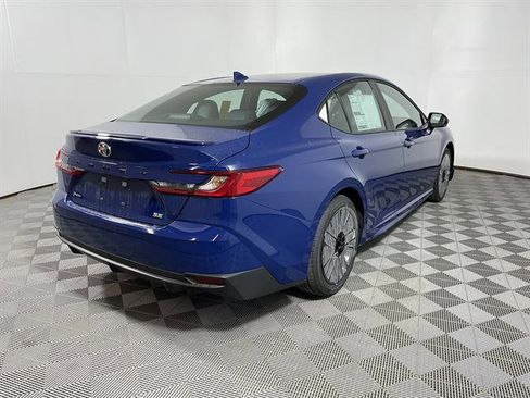 New 2026 Toyota Camry SE FWD image 7