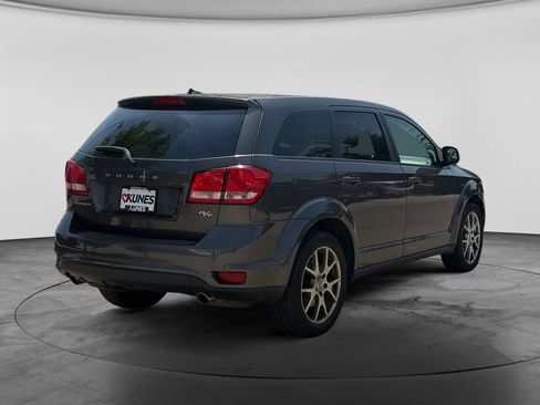Used 2015 Dodge Journey R/T w/ Flexible Seating Group FWD image 10