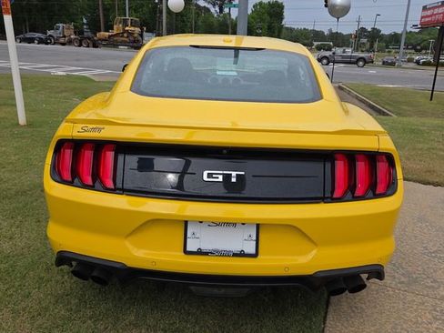 Used 2018 Ford Mustang GT Premium w/ Equipment Group 401A RWD image 15