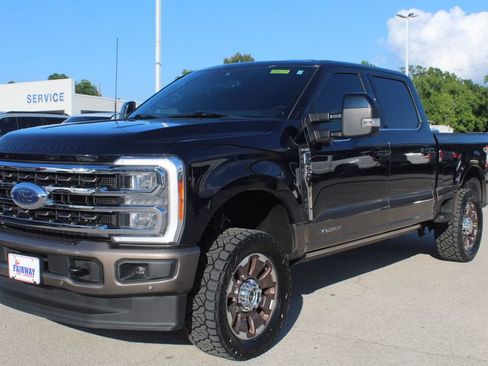 Used 2023 Ford F250 King Ranch AWD/4WD image 5