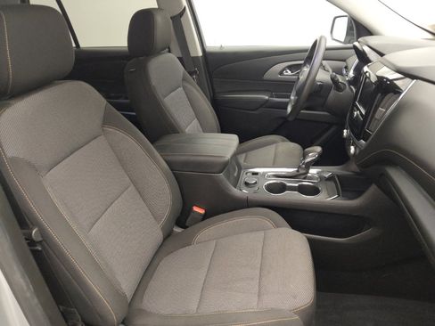 Used 2021 Chevrolet Traverse LS FWD image 21