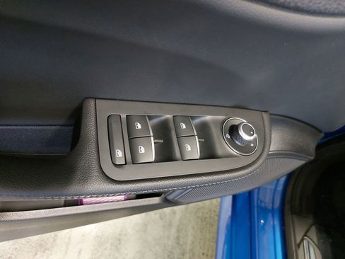 New 2025 Alfa Romeo Giulia AWD w/ Veloce Package AWD image 28