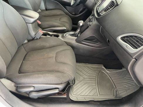 Used 2013 Dodge Dart SXT image 27