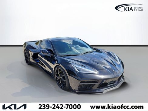 Used 2023 Chevrolet Corvette Stingray Coupe w/ 1LT RWD image 1