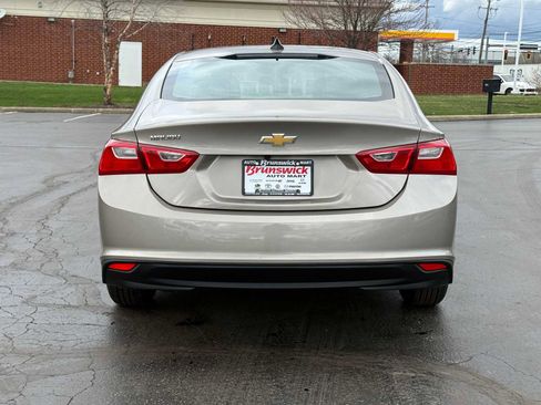 Used 2022 Chevrolet Malibu LS image 5