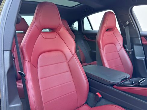 Used 2025 Porsche Panamera 4 E-Hybrid AWD/4WD image 41
