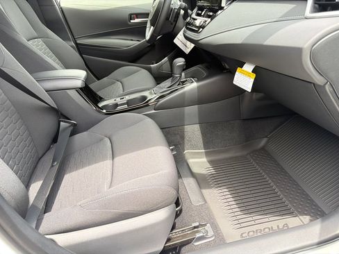 New 2026 Toyota Corolla SE FWD image 9