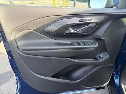 Certified 2022 GMC Terrain SLT image 7