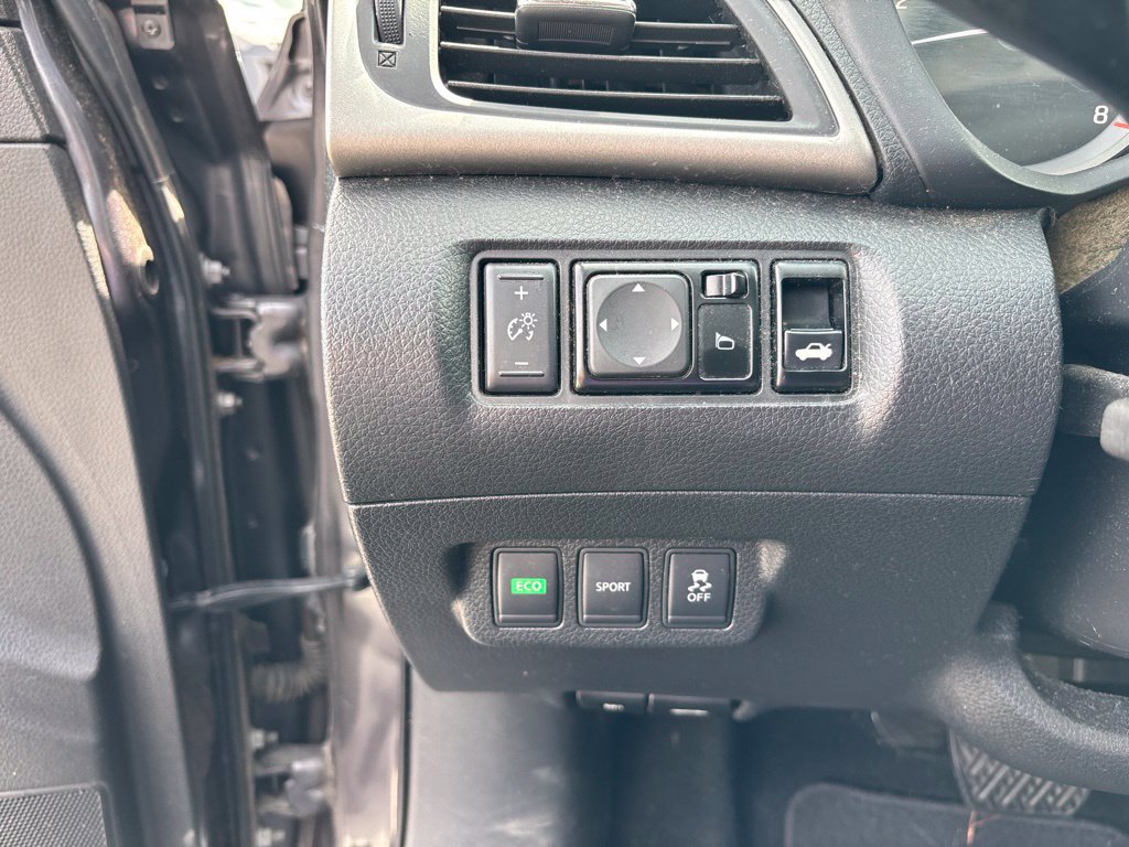 Used 2013 Nissan Sentra SV FWD image 12