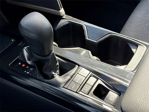 Used 2025 Toyota Camry LE image 26