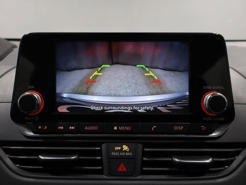 Used 2024 Nissan Altima 2.5 S image 27