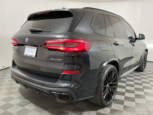 Certified 2022 BMW X5 xDrive40i w/ M Sport Package image 5