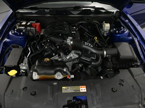 Used 2013 Ford Mustang Coupe image 13