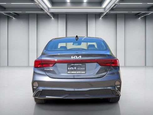 Used 2024 Kia Forte LXS FWD image 5