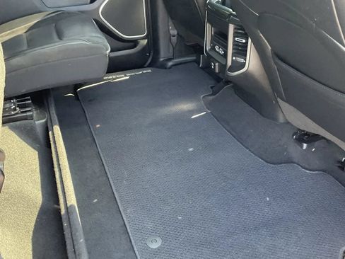 Used 2019 RAM 1500 Laramie AWD/4WD image 41