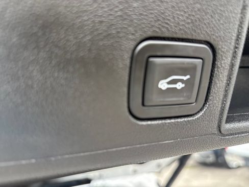 Used 2023 GMC Terrain AT4 AWD/4WD image 42