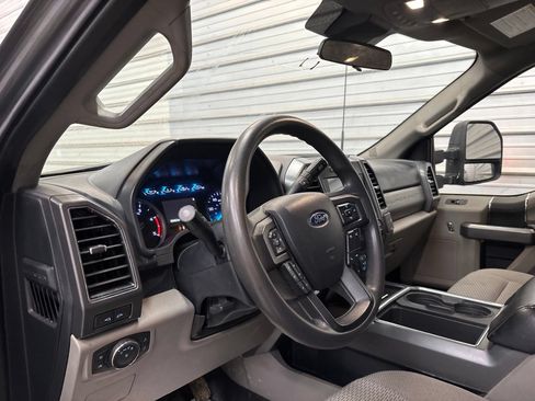 Used 2022 Ford F250 XLT w/ XLT Value Package AWD/4WD image 12
