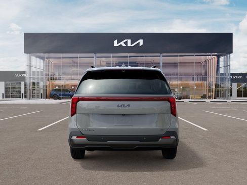 New 2027 Kia Carnival SX w/ Dark Edition Package FWD image 5