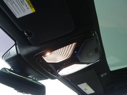 Certified 2023 BMW 530e w/ Executive Package image 24