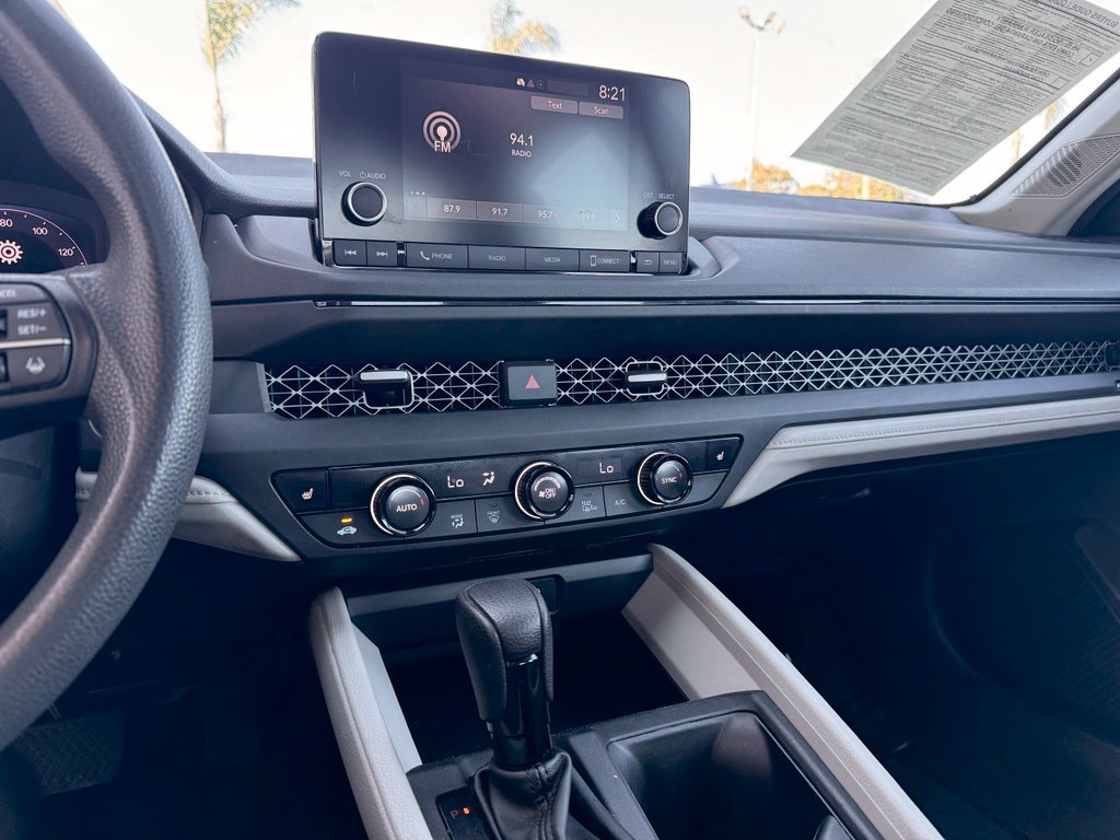 Used 2025 Honda Accord SE image 28