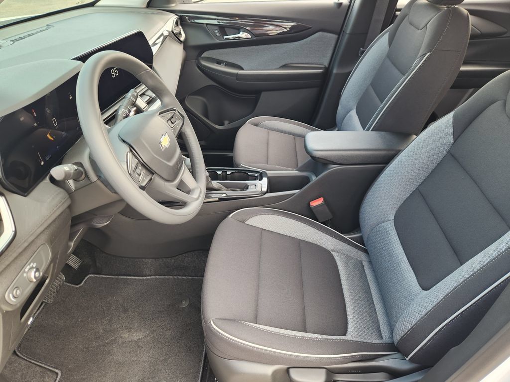 New 2026 Chevrolet TrailBlazer LS w/ LS Convenience Package FWD image 9