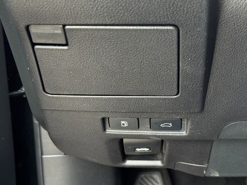 Used 2021 Lexus ES 300h w/ Premium Package FWD image 18
