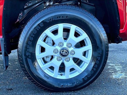 Used 2024 Toyota Tacoma SR5 image 9