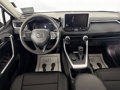Used 2025 Toyota RAV4 Woodland Edition image 19
