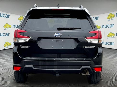 Used 2021 Subaru Forester Premium image 5